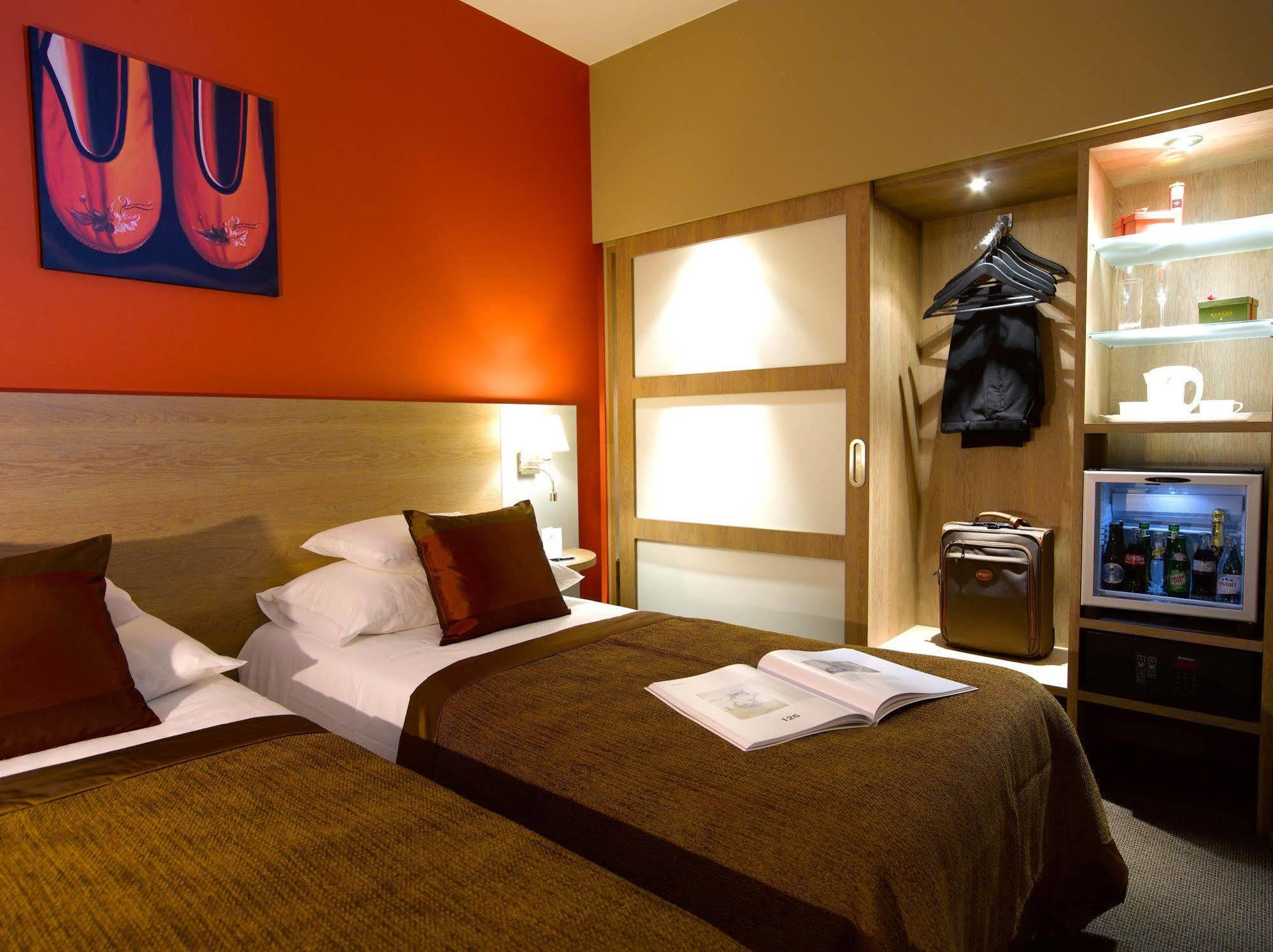 Martin'S Waterloo Hotel Екстериор снимка