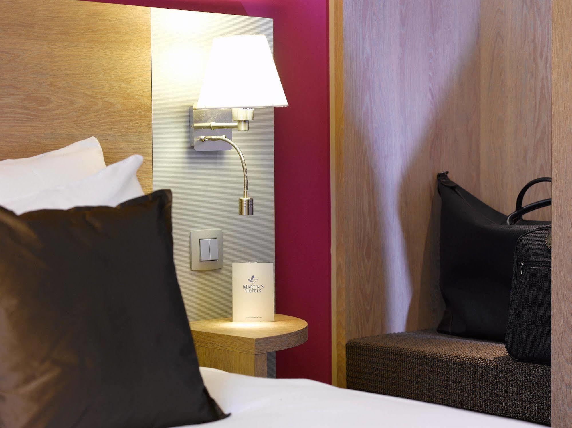 Martin'S Waterloo Hotel Екстериор снимка